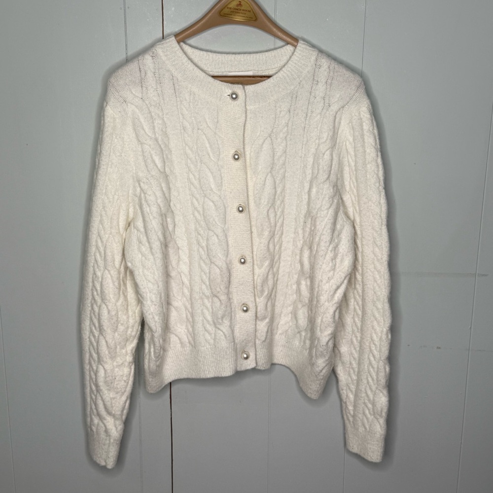 H&M Cream Pearl Button Cable Knit Cardigan Cozy Soft Grannycore Academia